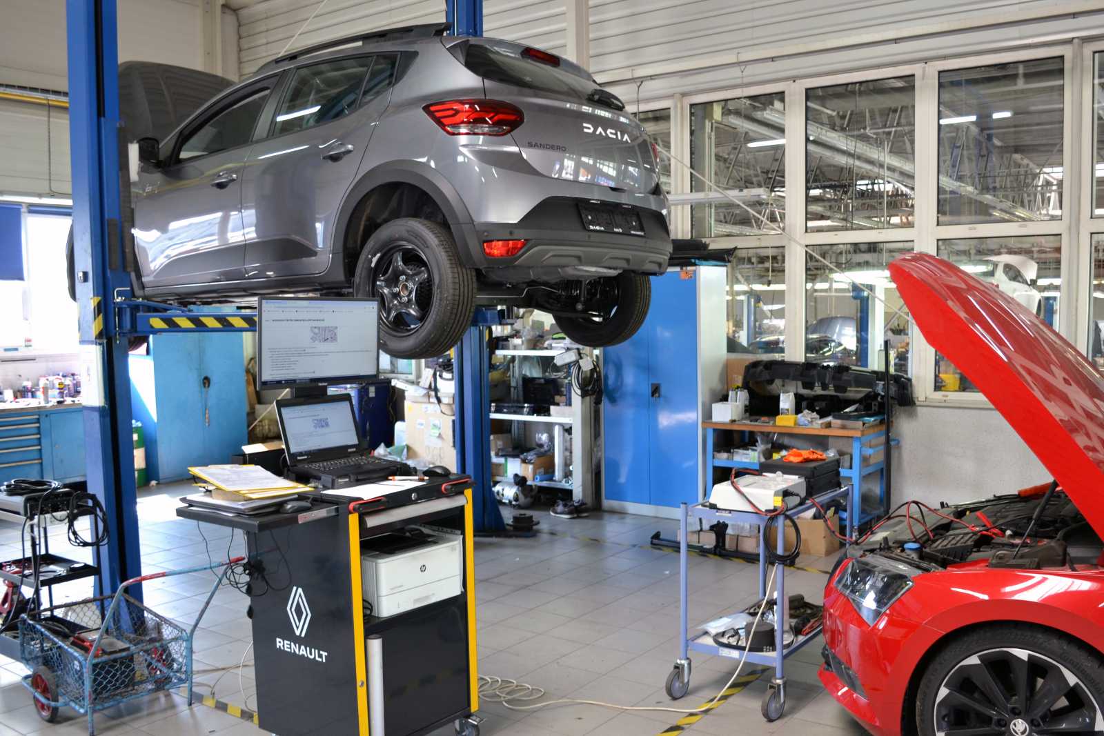 Auto CB s.r.o. | Značkový autorizovaný autoservis Plzeň IMAGE: Auto CB s.r.o. | Značkový autorizovaný autoservis Plzeň